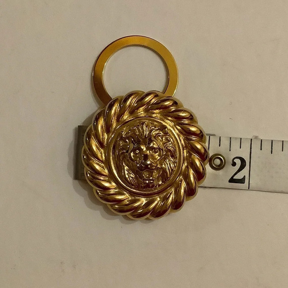 2/$30 VINTAGE Gold Tone Scarf Clip - Picture 3 of 8